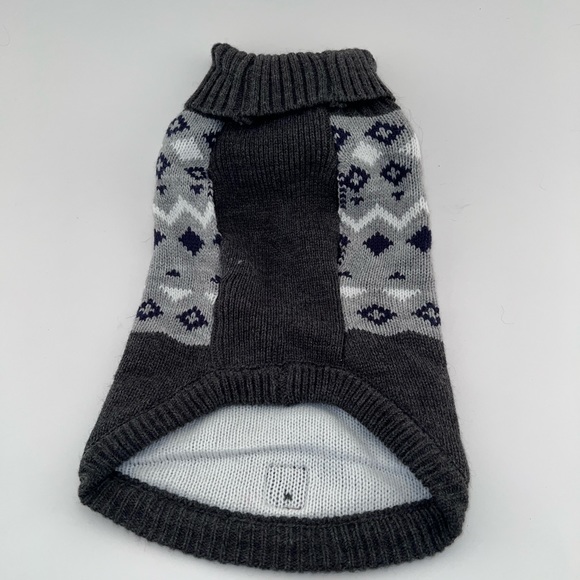 Friends Forever Gray Pom Pom Dog Sweater Size Medium Fair Isle Turtleneck - Picture 2 of 5
